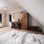 Han/Misafirhane Gosciniec Lizawka