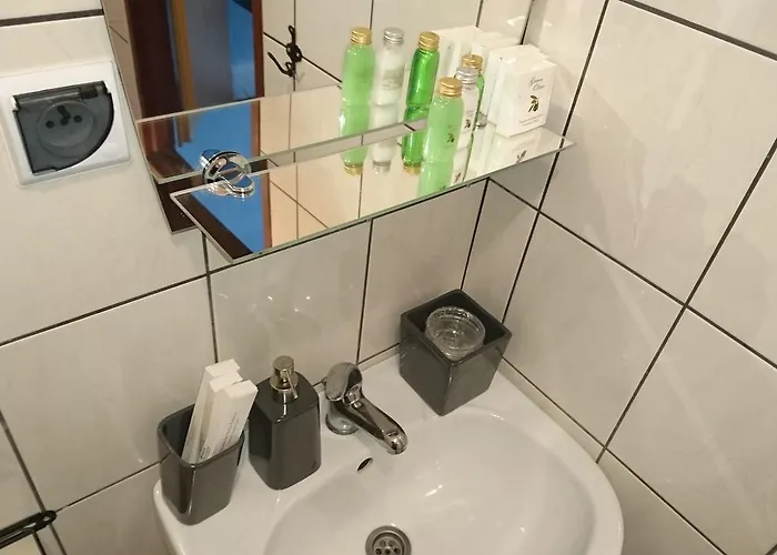 Gosciniec Lizawka 3* Poznan